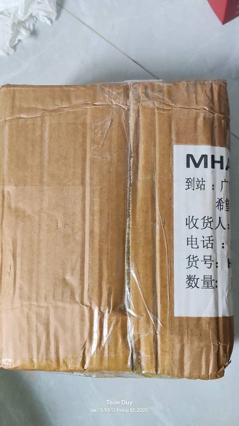 Kiểu dáng thiết kế đẹp, xài rất ok, chất liệu tốt, bền, xịn