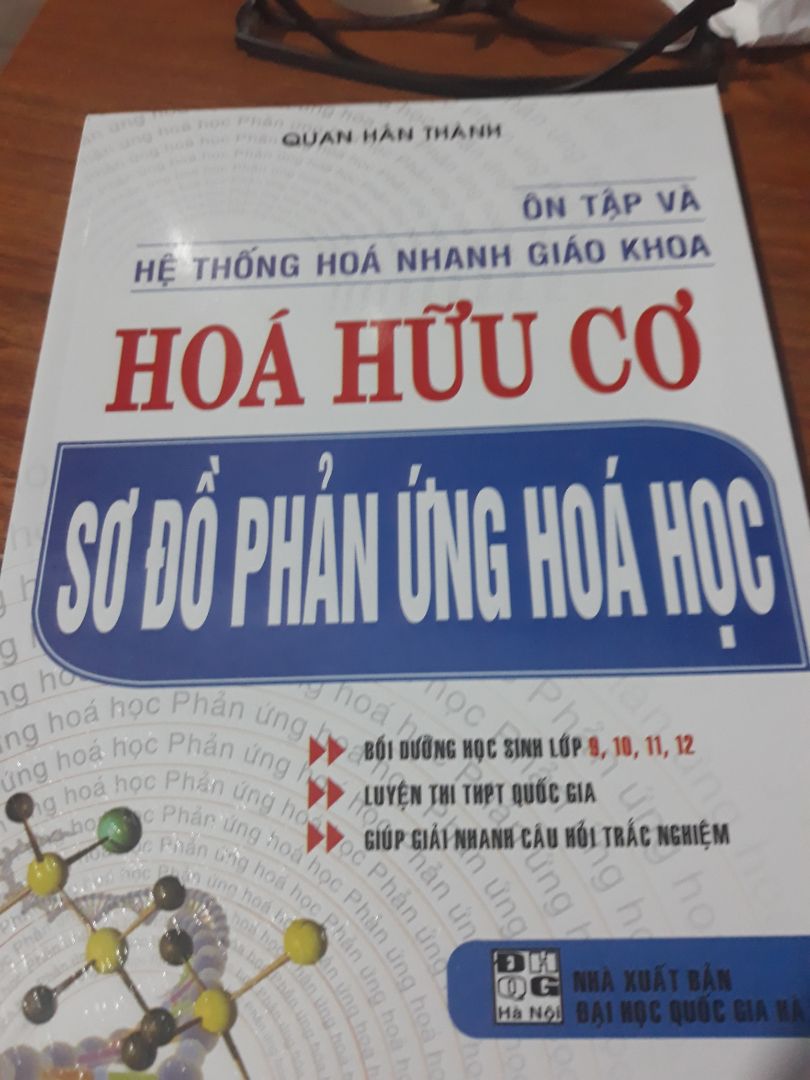 sách ok, đóng gói vận chuyển chắc chắn, tóm tắt nội dung đầy đủ, chất lượng nên mua