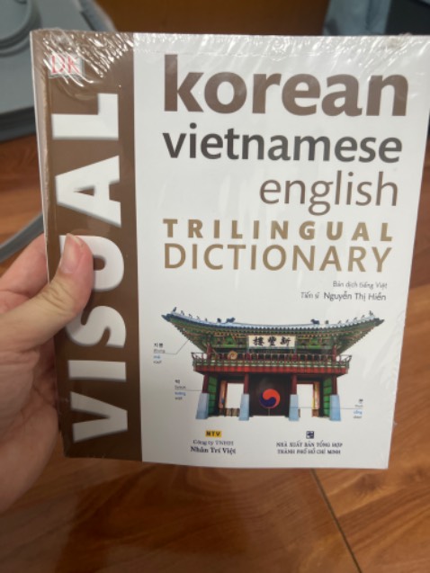 Sách đẹp, đóng gói cẩn thận. Giá tốt.
Sách rất hữu ích cho người học và bổ sung các từ vựng tiếng Hàn. Sách đẹp, đóng gói cẩn thận. Giá tốt.
Sách rất hữu ích cho người học và bổ sung các từ vựng tiếng Hàn.