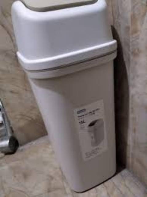 Hài lòng nhựa đẹp chắc chắn, mình rất thích chất nhựa này luôn mượt mịn và bóng. tiki giao hàng cực nhanh