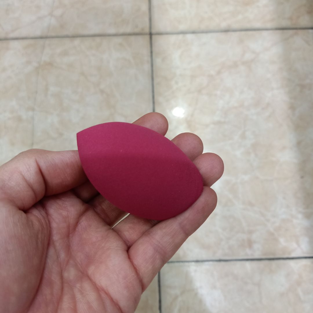 bông mút mềm, dễ đánh, êm da, nền chắc