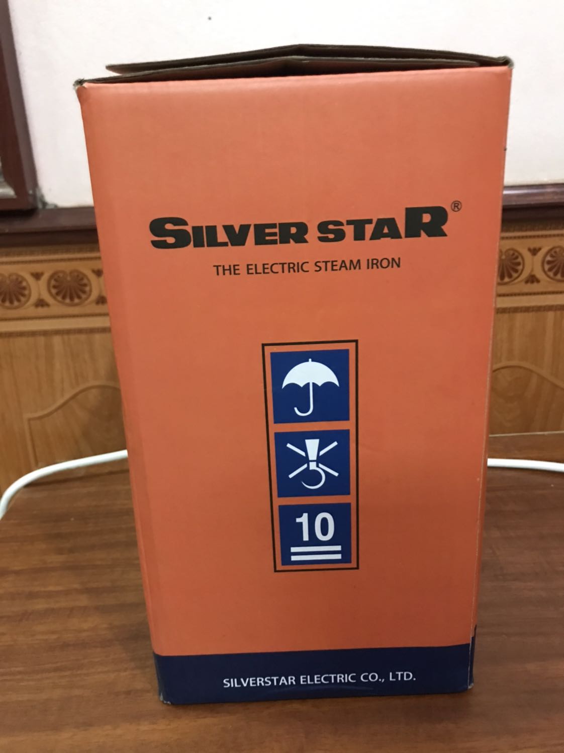 Hàng không rõ nguồn gốc chữ in k rõ ràng sản phẩm khác với những khách hàng đã mua trước! Tôi đã làm thủ tục trả hàng hoàn tiền!