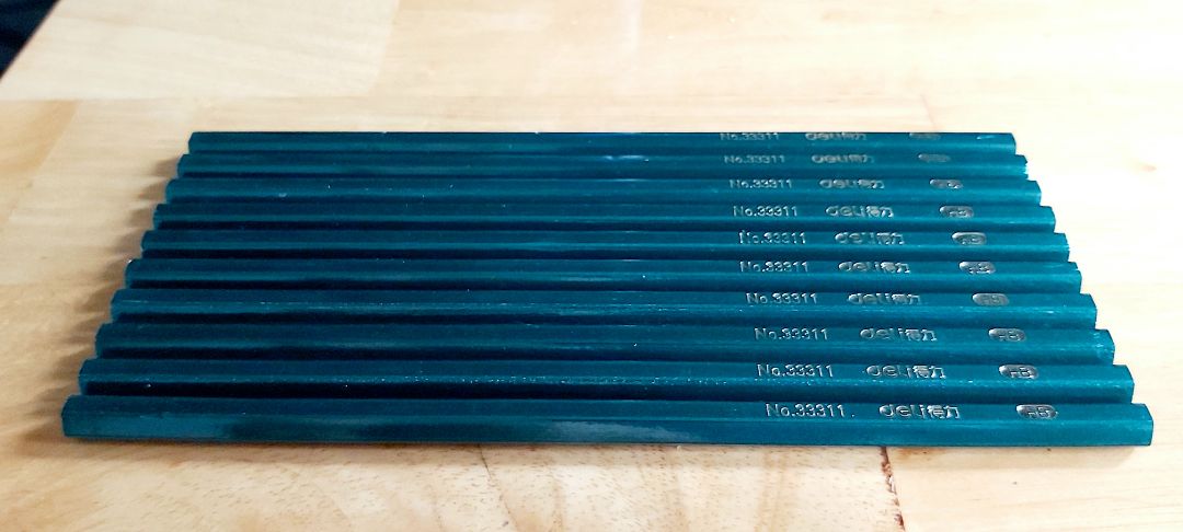 Rẻ mà đẹp, chỉ 15k vừa có cả bút và gọt bút chì. 
Dịch vụ tốt, giao hàng nhanh (sớm hơn hẹn). Rẻ mà đẹp, chỉ 15k vừa có cả bút và gọt bút chì. 
Dịch vụ tốt, giao hàng nhanh (sớm hơn hẹn).