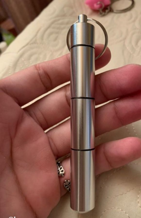 nhìn rất đẹp, giống hình, chất lượng inox sáng bóng, chắc chắn,rất tiện mang đi lại,nên mua nhé mọi người nhìn rất đẹp, giống hình, chất lượng inox sáng bóng, chắc chắn,rất tiện mang đi lại,nên mua nhé mọi người