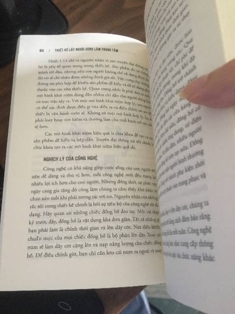 Mua đúng đợt sale nên được giảm khá sâu so với giá bìa. Tiki đóng gói và giao hàng nhanh, sách ngoại hình đẹp