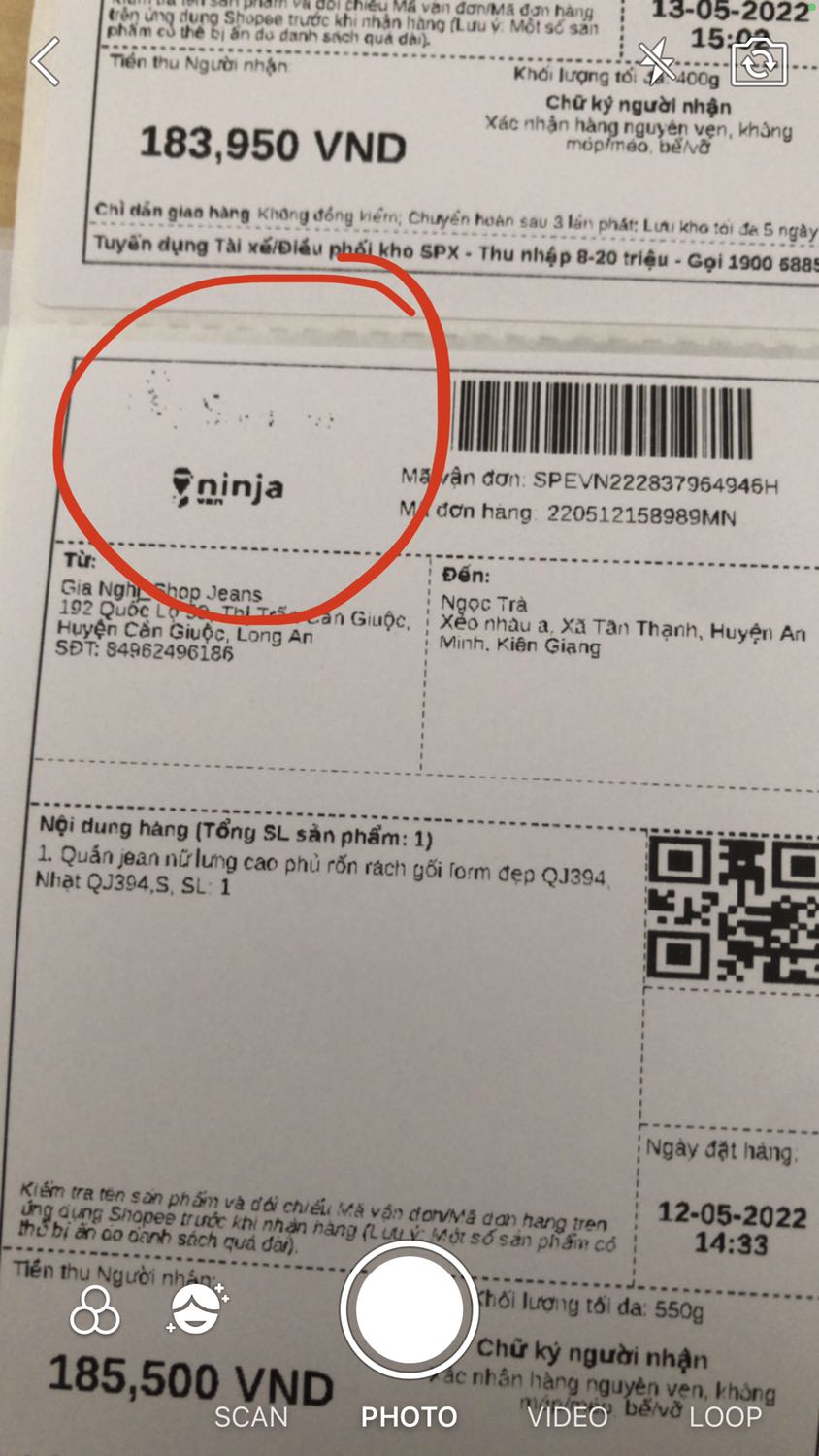 Nhận máy thì trầy , nhìn như máy cũ - in mờ . Đồi trả thì bảo dùng rồi .không trả dc . Giấy đang in máy khác có mờ đâu - mà thôi . 
Có triệu mấy mà bên bạn bỏ uy tín rồi . Bán máy thì rõ để kết nối usb - wifi . Nhưng nhận máy thì bảo máy chỉ kết nối wifi qua Lan . Này là *** khách rồi . 
Nếu quảng cáo là kết nối wifi  để thu hút thì phân loại cổng chọn mua phải để đúng - usb - lan hoặc usb - wifi chứ . Kết nối lan và wifi khác nhau mà .  
Mình đã tìm hiểu và trên hình ảnh bạn đang bán cũng có thông tin là máy này có tất cả loại cổng  như trên và theo tuỳ chọn khách muốn thôi .