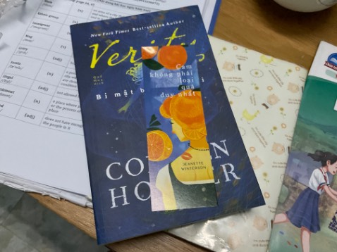 Shop đóng gói kĩ,bookmark đẹp,iu shop