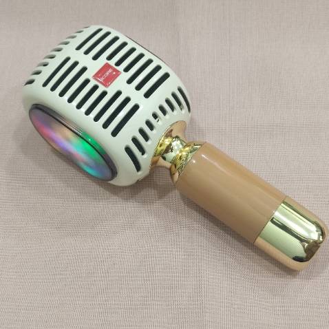 Ngoại hình đẹp, hoàn thiện 
Củ loa bên trong micro nghe hay, ấm, 
Mic hút âm tốt, hát nhẹ
Shop tư vấn tốt, nhiệt tình
Giao hàng của tiki rất vui vẻ
Giá sản phẩm ở mức trung bình, hàng chính hãng có bảo hành đầy đủ