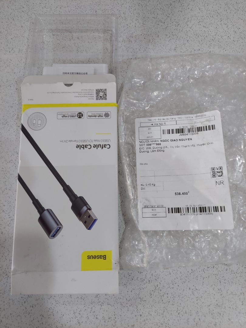 Giao hàng *** đảo! chỉ bọc vỏ ngoài bên trong chỉ là vỏ hộp rỗng hàng khác . Rất bức xúc