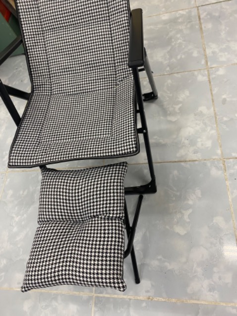 ghế rất chắc chắn , ghế thích hợp nằm nghỉ trưa mang đi du lịch nằm thư giãn trong nhà gấp gọn tiện