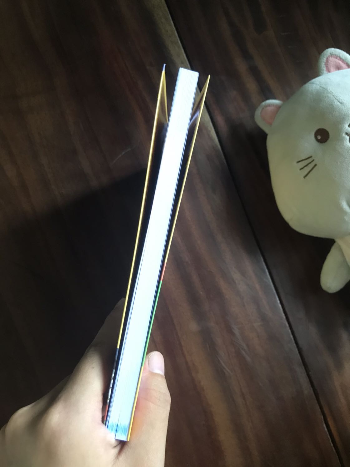 Sách hay, cỡ chữ vừa phải dễ đọc, dễ học.