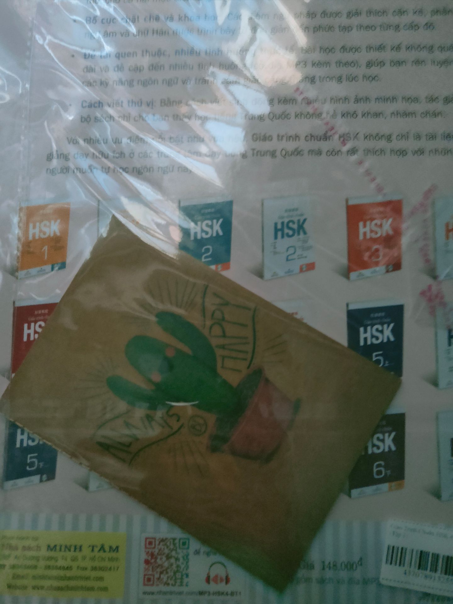 sách có bookcare cẩn thận, chất lượng tốt, giao hàng nhanh, nhà sách NH books còn tặng mk 2 cuốn sổ nhỏ xinh, đây là lần đặt hàng hài lòng nhất trên tiki, cảm ơn tiki, cảm ơn nhà sách