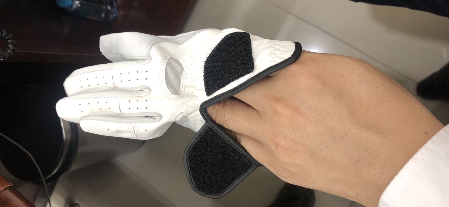 Găng tay nhỏ và mỏng. Đề nghị được đổi size lớn hơn size 24