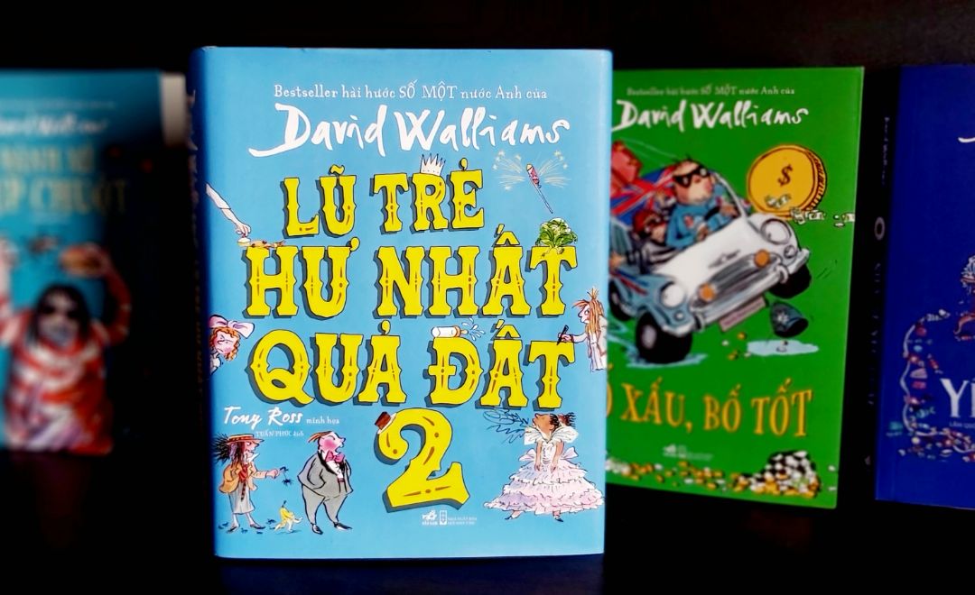 Sách vô cùng hài hước, hình minh họa ngộ nghĩnh, tác giả sử dụng nhiều từ tượng thanh khá đặc biệt. Các bạn nhỏ rất thích. Mình khá hài lòng với bản dịch này của Nhã Nam. Chất lượng 👍
Dịch vụ Tiki tốt, tiện ích. Sách vô cùng hài hước, hình minh họa ngộ nghĩnh, tác giả sử dụng nhiều từ tượng thanh khá đặc biệt. Các bạn nhỏ rất thích. Mình khá hài lòng với bản dịch này của Nhã Nam. Chất lượng 👍
Dịch vụ Tiki tốt, tiện ích.