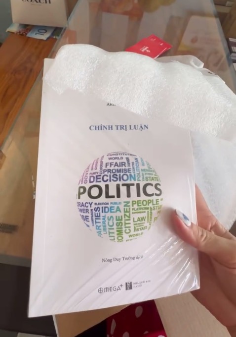 Sách đẹp, đóng gói cẩn thận, giao hàng rất nhanh luôn nha, uy tín!