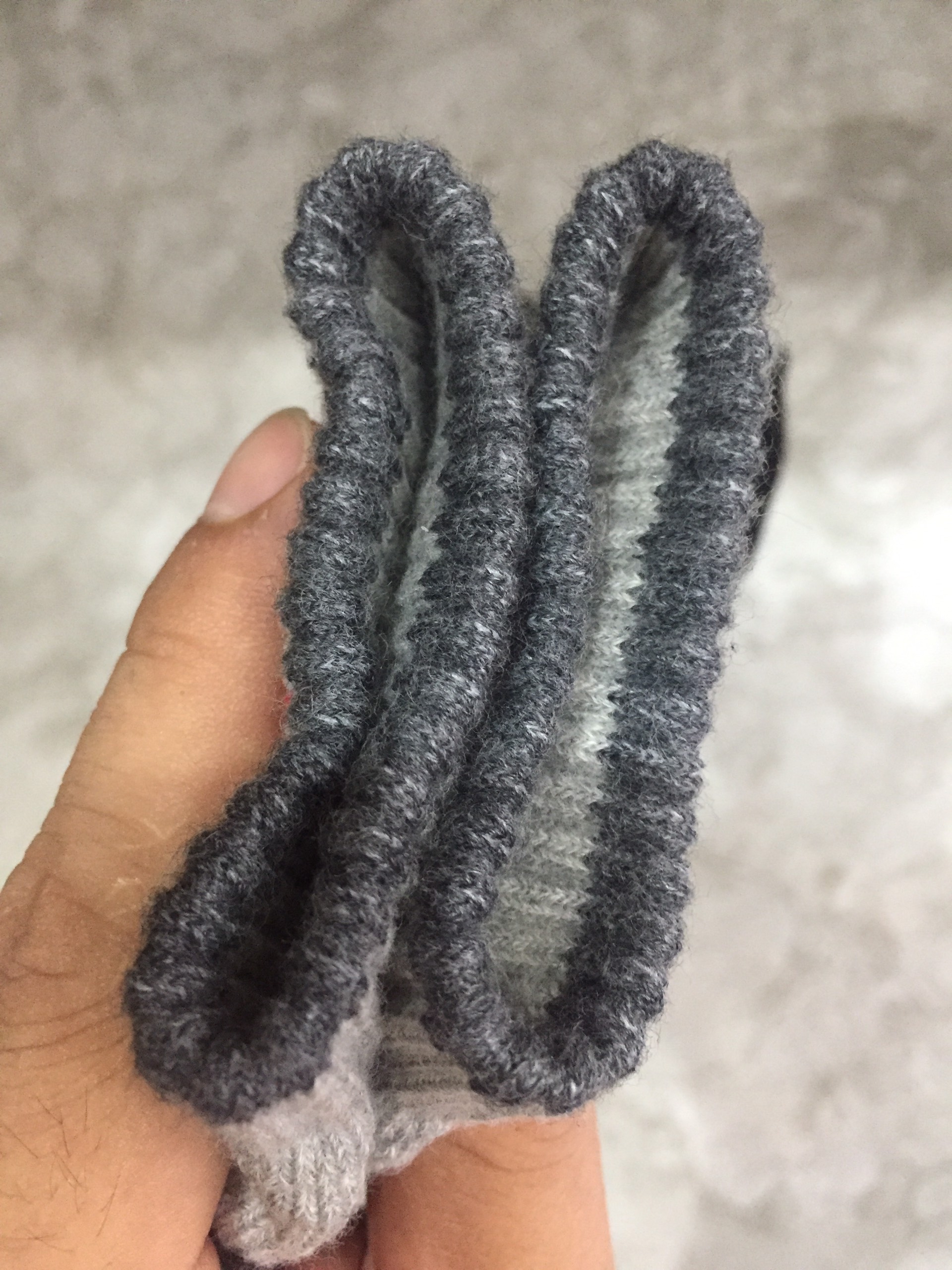 Vớ đẹp, dày dặn, bao bì đóng gói đẹp cẩn thận, hàng việt thương hiêu việt. rất đáng úng hộ, sẽ giới thiệu thêm bạn bè cty