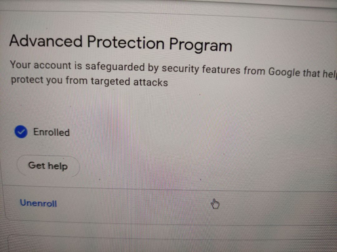 Dùng ok, nói thật thì khó mà đánh giá nhất là khi bản thân mình cũng vừa dùng vừa thử mò.

Khuyến cáo: một số app trên mobile có thể yêu cầu đăng nhập lại và khá là phiền phức đồng thời các Apps có thể chưa hỗ trợ xác thực qua khoá cứng dạng này nhé. USB key này chỉ phù hợp trên laptop (mình dùng làm backup key cho một khoá fido khác dùng nfc).

Nếu đang dùng xác thực qua google authentication hay Microsoft Authentication mà chưa cần bảo mật nhiều hơn thì chưa nên dùng cái này nhen.