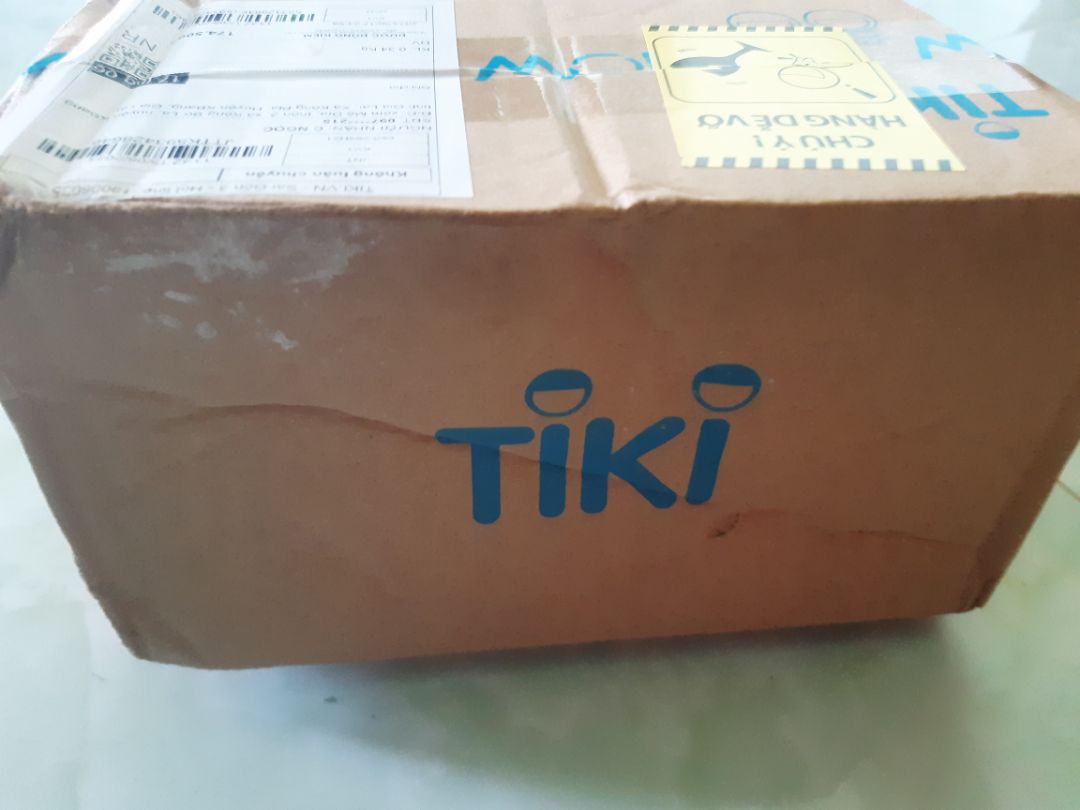 Gói hàng chưa cẩn thận, thùng hàng bị móp Gói hàng chưa cẩn thận, thùng hàng bị móp