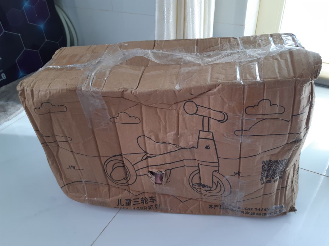 sản phẩm quá kém. đóng gói rách nát xe bị lủng bánh và tay cầm cũng bị rách. Shop tệ hơn mình tưởng sản phẩm quá kém. đóng gói rách nát xe bị lủng bánh và tay cầm cũng bị rách. Shop tệ hơn mình tưởng