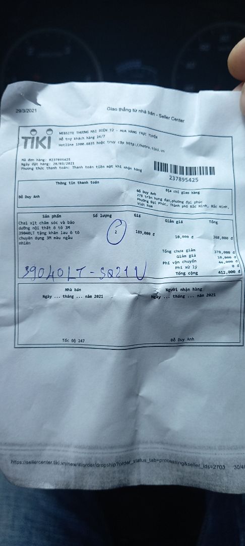 bán hang kiểu gì mà mua 2 chai gửi 1 chai.vẫn tính tiền 2chai là sao