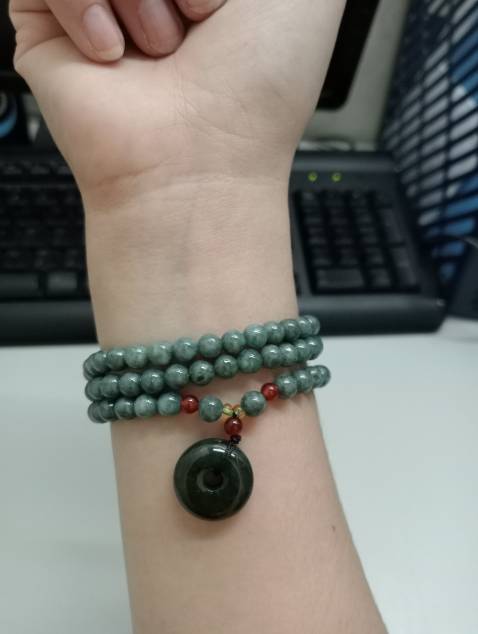 Do rat minh nhỏ nên hơi rộng 1 chút,nhưng hàng đẹp,như hình...đáng để mua.