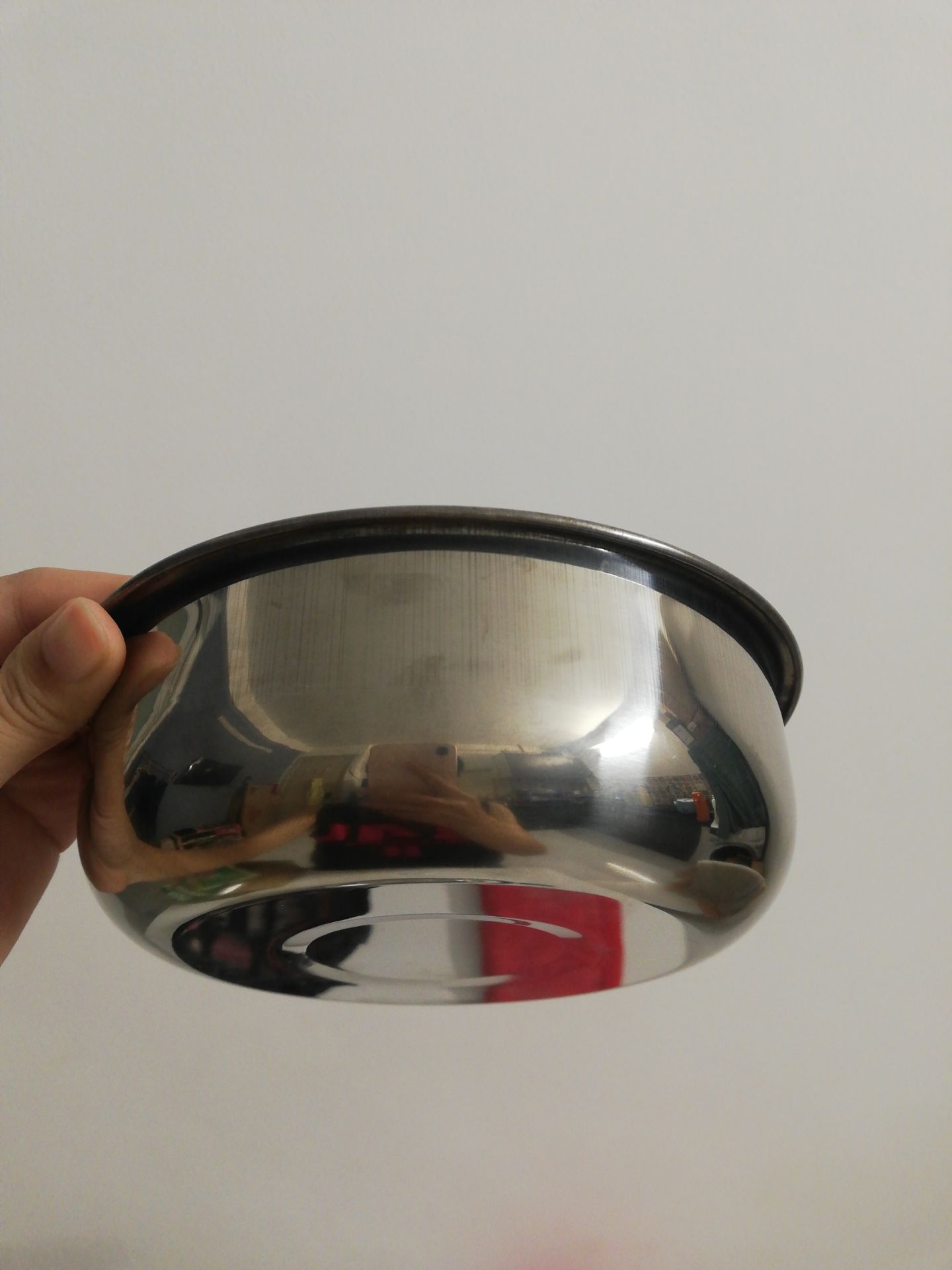 Hàng hơi cũ, inox mỏng (như nhôm, có nhiều vết ố), nắp nhựa không tốt lắm (đọc sơ chữ Trung cảnh báo trên nắp là phải bỏ nắp ra khi hâm nóng). Gói hàng hộp móp méo. Thiếu hướng dẫn, không biết để các ngăn thế nào mới đúng. Giá này thì hàng không xịn lắm thì cũng phải thôi.