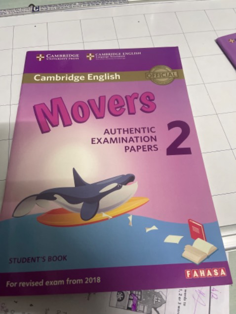 Sách đẹp , giấy tốt , màu đẹp