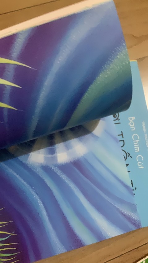 Sách đẹp. Màu sắc rõ nét. Chất liệu giấy cũng đảm bảo. Bé nhà m rất thích. Sẽ ủng hộ shop dài dài