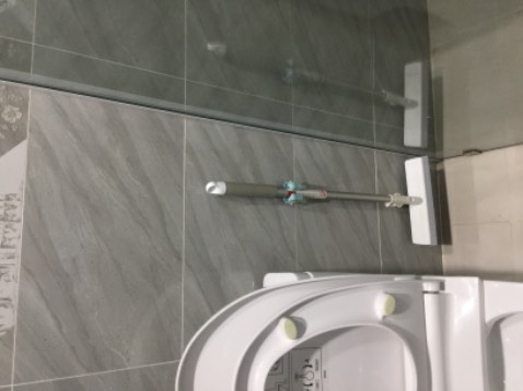 Rất tiện lợi khi treo các dụng cu ve sinh nhà tắm . Nhung lâu dài k biết có ổn định .. xài thử mới biết như thế nào