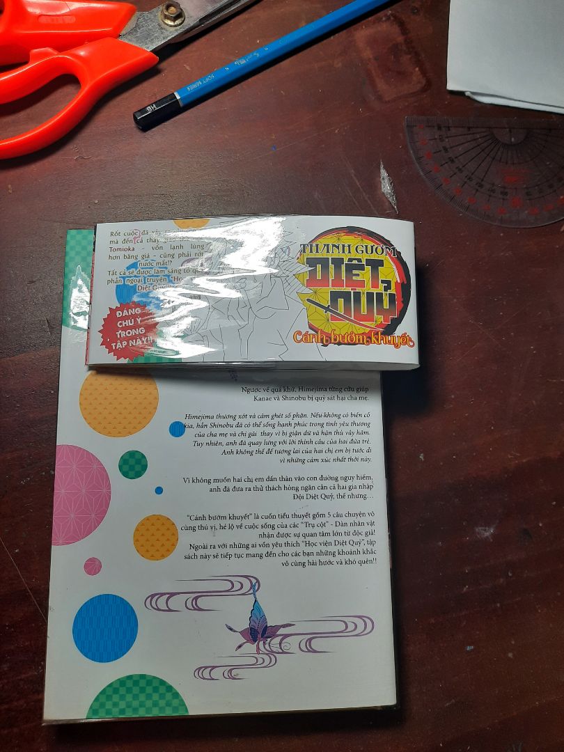 Giao hàng nhanh, chất lượng, còn nguyên bọc kính! Mình xui vì móp obi, hi vọng lần sau may mắn hơn?