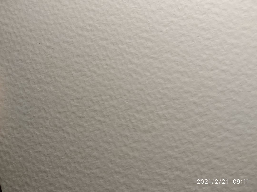 tiki giao hàng nhanh, chị shipper nhiệt tình lắm luôn, 3 tệp giấy được đóng gói chắc chắn, giấy dày