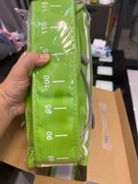 Sản phẩm giống như quảng cáo, sản phẩm được đóng gói cẩn thận, sản phẩm dễ sử dụng, sản phẩm sài tốt, nhân viên giao hàng vui vẻ, thân thiện, giao hàng nhanh