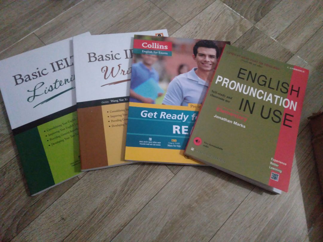 shop đóng gói cẩn thận sách giao về k bị gấp góc hay nhăn sạch đẹp lắm phần nội dung đc soạn rất kĩ càng dễ hiểu chi tiết từng bước từ dễ đến khó phù hợp cho những bạn nào đã có nền tảng trước và cần luyện tập nâng cao