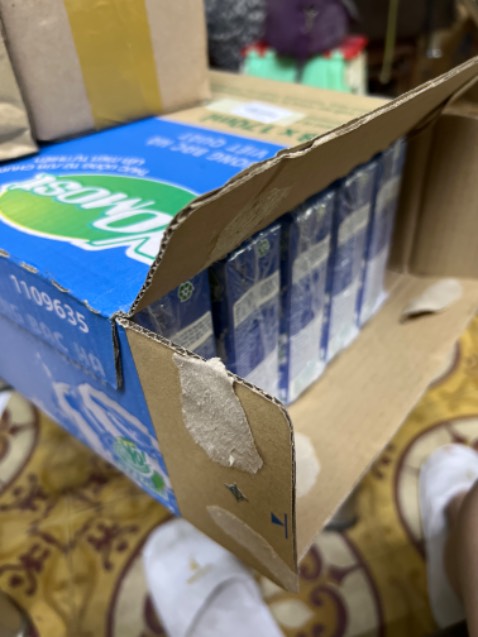 Trên quảng cáo ghi tặng 4 bộ mà không thấy quà tặng . Ghi đơn hàng trên 500k giảm thêm 70k mà cũng k thấy mã hay app giá giảm. Thất vọng !