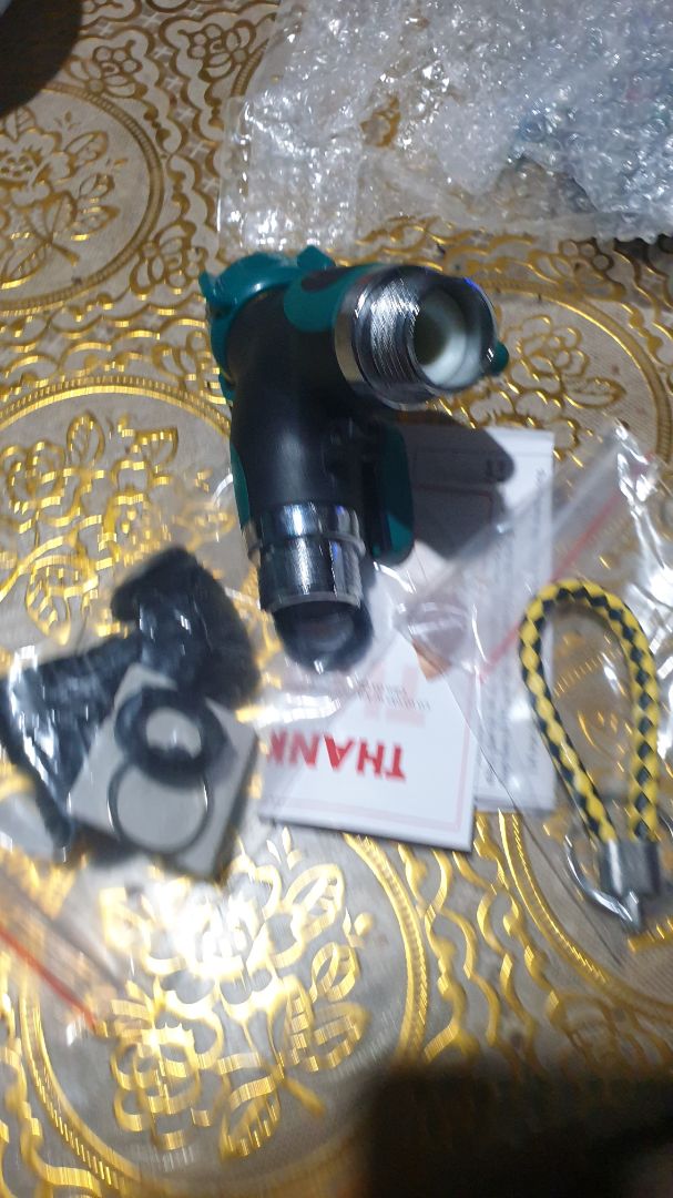 sản phẩm đẹp. chưa dùng nhưng thấy chắc chắn. nhân viên giao hàng nhiệt tình. sẽ ủng hộ tiếp.