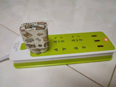 Dây dài vs to nên khá yên tâm các loại dây nguồn bé. Có cổng sạc đt không cần củ nên rất tiện. Đóng gói hàng kĩ đẹp. Good 5sao