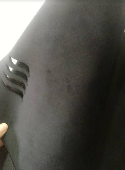 Chất liệu đẹp, cắt vừa với taplo xe, thảm có cả gai chống trượt nên không bị xô xệch. Giá khá rẻ nên nhận được hàng hơi bất ngờ là chất lượng được như vậy. Có lời khen tới shop. Chất liệu đẹp, cắt vừa với taplo xe, thảm có cả gai chống trượt nên không bị xô xệch. Giá khá rẻ nên nhận được hàng hơi bất ngờ là chất lượng được như vậy. Có lời khen tới shop.