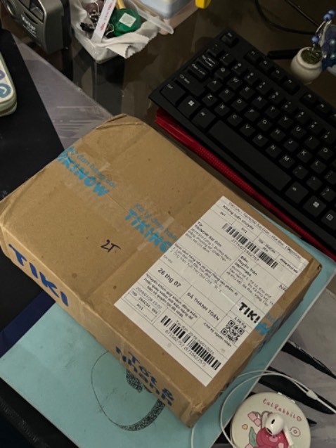 Lâu rồi k đặt tiki, nay mình được trải nghiệm lại, Tiki vẫn vậy vẫn đóng gói cẩn thận và chất lượng sách rất hài lòng luôn 🤤