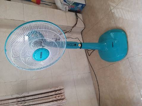 Quạt êm, động cơ mạnh,  mẫu mã đẹp.  Cực kỳ hài lòng