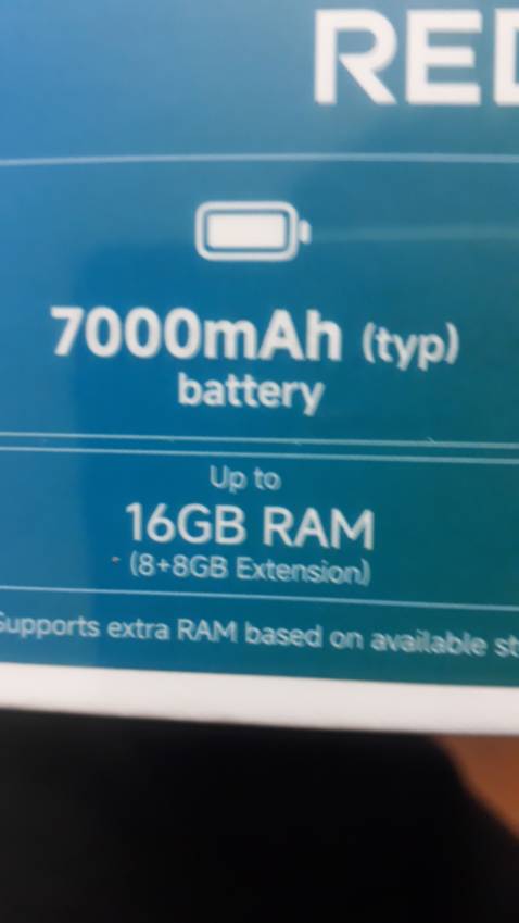 Máy nặng,Pin cao. Máy màn khá đẹp và to. Cấu hình đúng như thông tin của shop