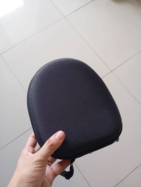 Khá ổn, không cứng cáp lắm nhưng dùng đc