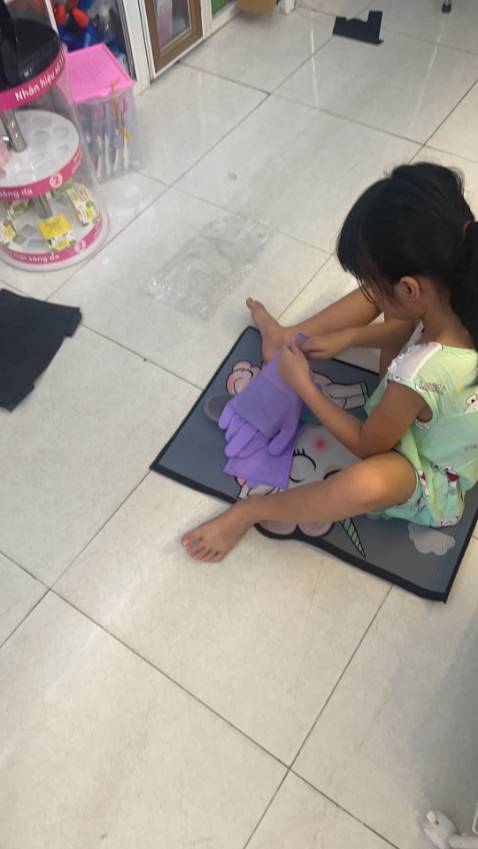 Găng tay to , tạo bọt cũng oke lắm. K có gì để chê cả, good