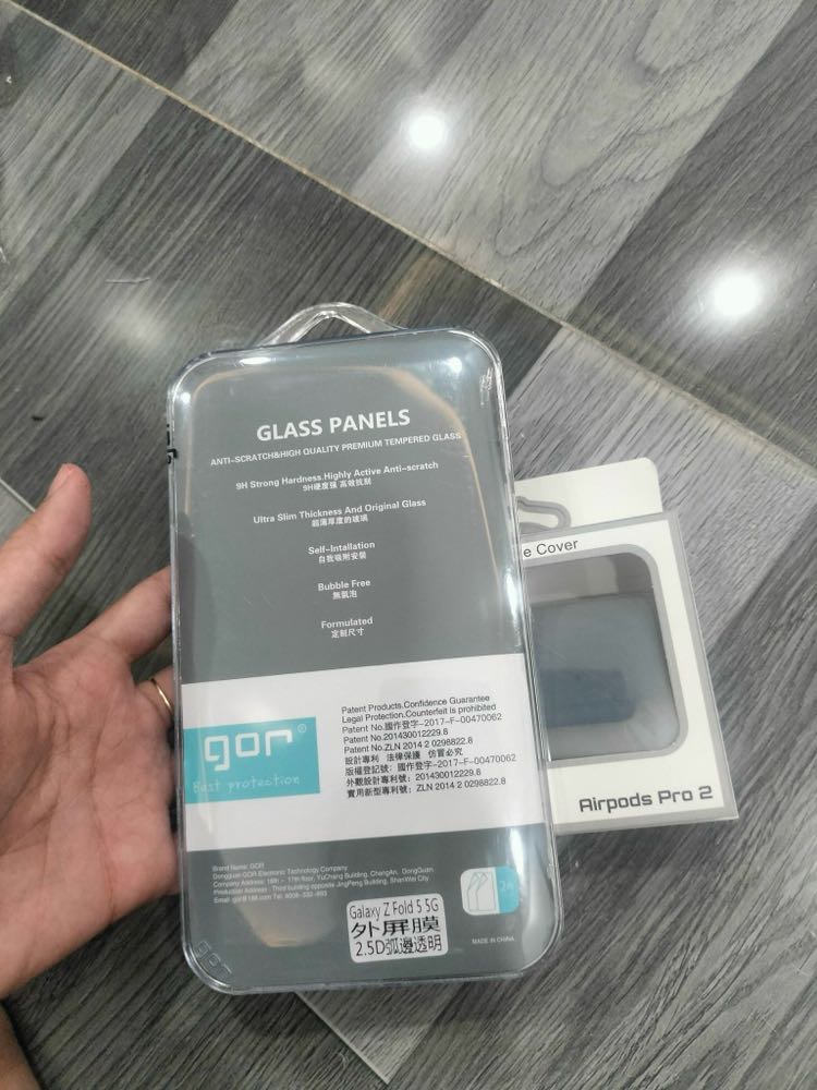 Kính xịn vừa khít