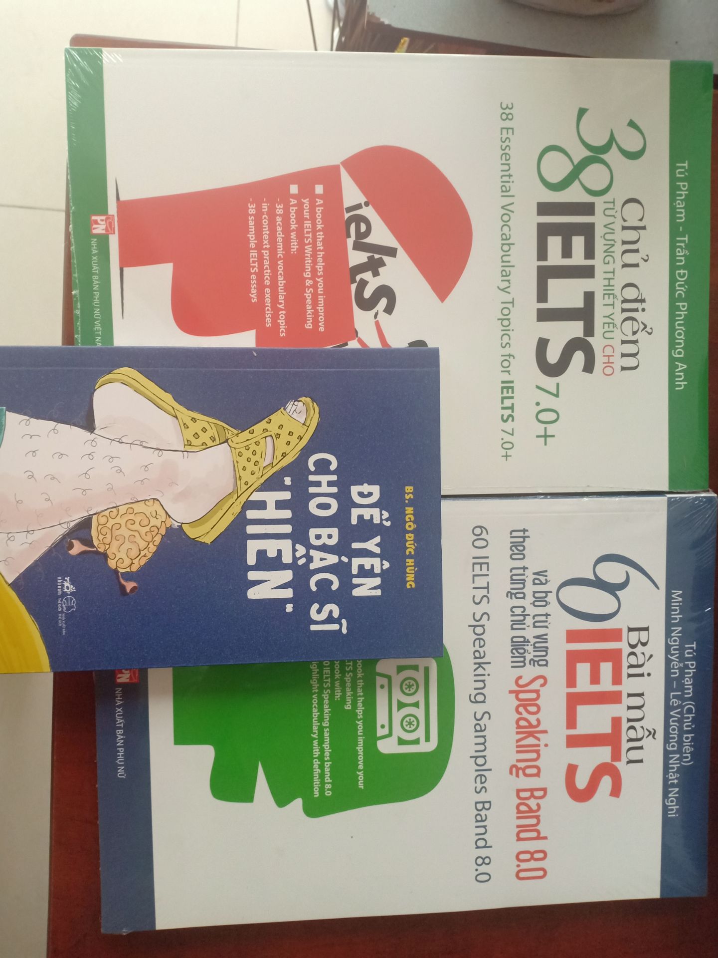 Sách mới, đẹp, đóng gói kỹ lưong