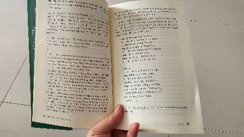 Mình đang đọc thấy rất hay nhưng thiếu từ trang 17 tới trang 32. Mua sách trên tiki lần đầu gặp trường hợp như này. Tiki vui lòng phản hồi và kiểm tra lại các cuốn khác nha.