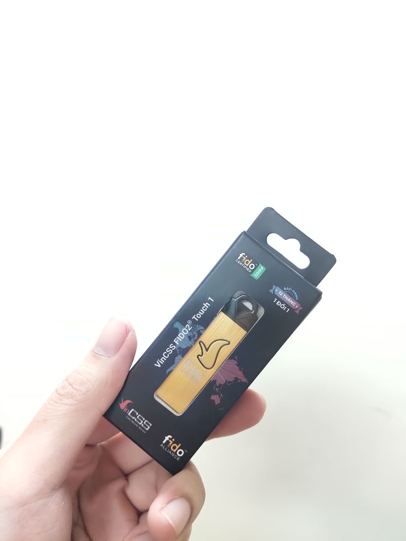 Giao hàng nhanh, đóng gói chắc chắn, chất lượng sản phẩm rất tốt, sử dụng dễ. Usb khá đẹp, vote 5*