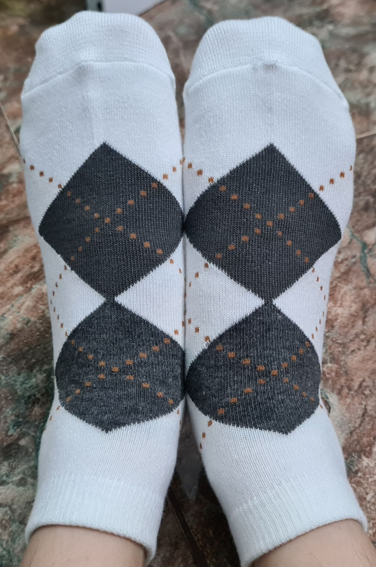 Sản phẩm tốt vượt mong đợi. Tuy hết hàng phải thay bằng sp khác nhưng chất lượng sp vẫn rất tốt, thun dày mịn. sẽ ủng hộ lần sau nếu có dịp.