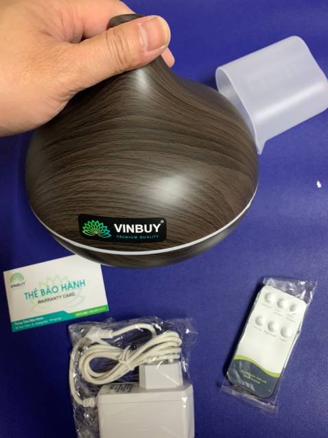 Tạo độ ẩm tốt ; phun sưong đều và mạnh lắm; không có tiếng ồn bật khi ngủ còn có đèn led đổi màu; thiết kế nhìn rất ok; phòng m hay bật điều hoà có máy này ok hẳn; đỡ khô da; cũng tốt cho e bé nhà mình; chính hãng vinbuy ; nói chung ok Tạo độ ẩm tốt ; phun sưong đều và mạnh lắm; không có tiếng ồn bật khi ngủ còn có đèn led đổi màu; thiết kế nhìn rất ok; phòng m hay bật điều hoà có máy này ok hẳn; đỡ khô da; cũng tốt cho e bé nhà mình; chính hãng vinbuy ; nói chung ok