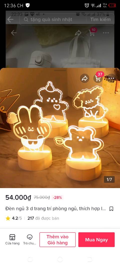 Màu rất nhưng vỏ hộp nhanh bây màu