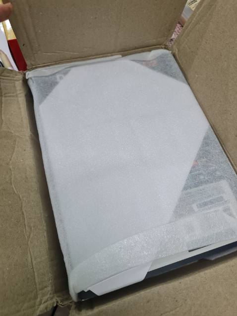 Giấy đẹp, giao hàng nhanh, đóng gói cẩn thận. Shipper nhiệt tình